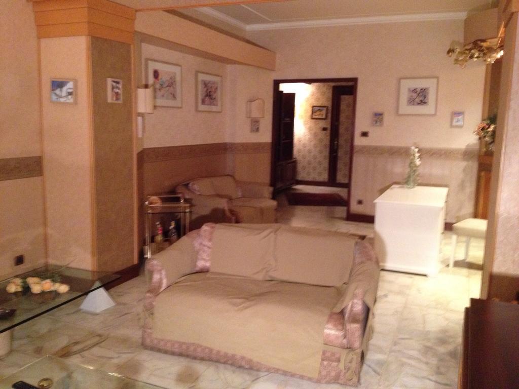 Sant'Agata Li Battiati B&B Il Bagolaro Dell'Etna المظهر الخارجي الصورة